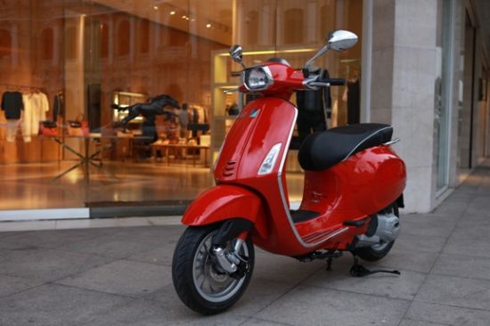 Piaggio Việt Nam ra mắt mẫu xe mới mang tên Sprint